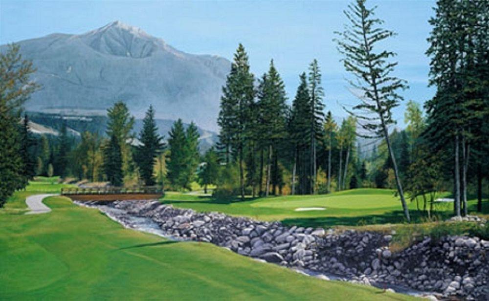Holiday Inn Express Golden-Kicking Horse By Ihg Exterior foto